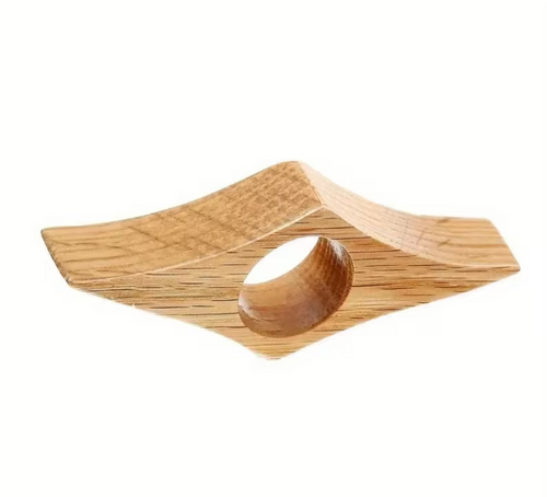 Drewniany Uchwyt na Kciuk do Książek – Czytaj Jedną Ręką 📖🪵